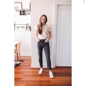 EVERLANE high rise slim straight jeans black wash size 25